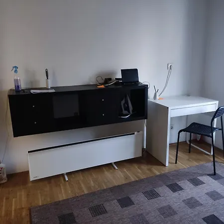 Quiet Center Oasis - In The Shade Of Walnut דירה בלגרד